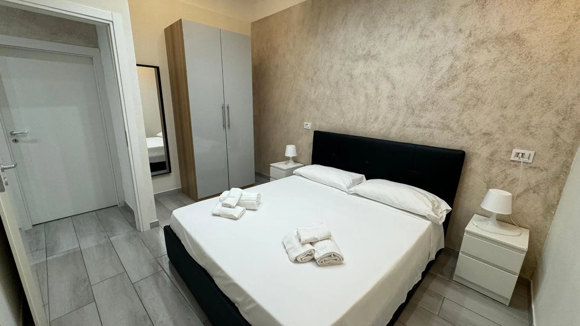 Meghan Home Catania Apartamento